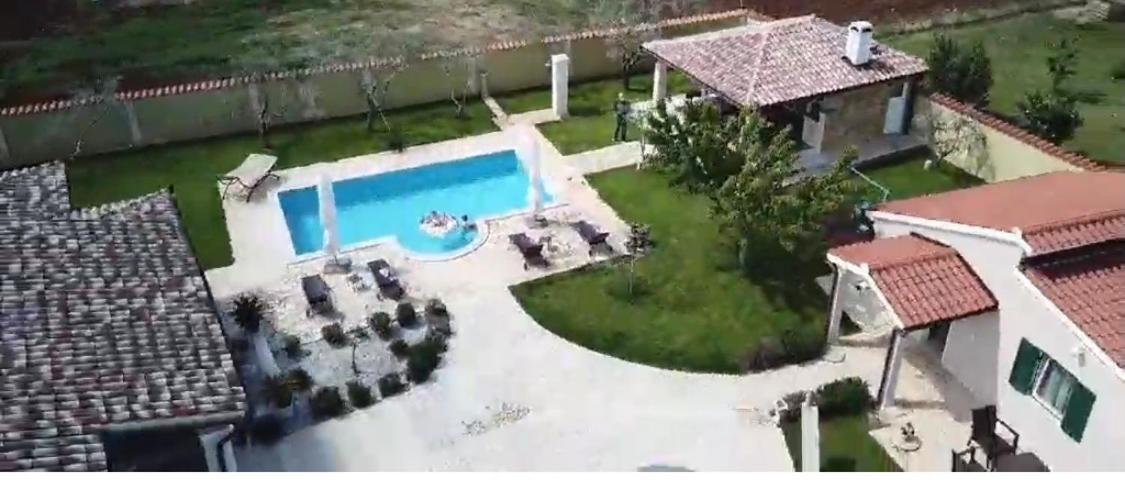Villa Zafirah Pula Exterior foto